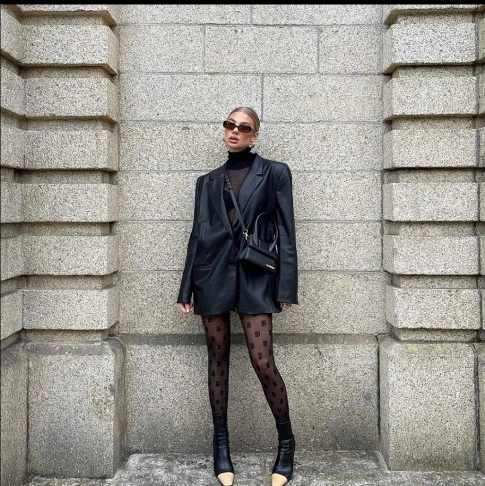 Zara * Oversized Faux Leather Blazer - Picture 7 of 16